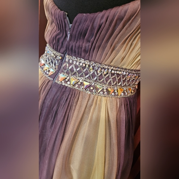 Evening gown - Picture 6 of 10